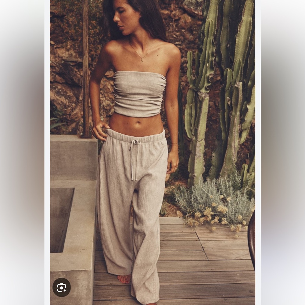 GORGEOUS TWO PIECE ZARA SET 🤍